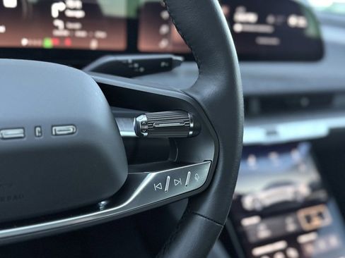 Used 2025 Lucid Air Touring image 20