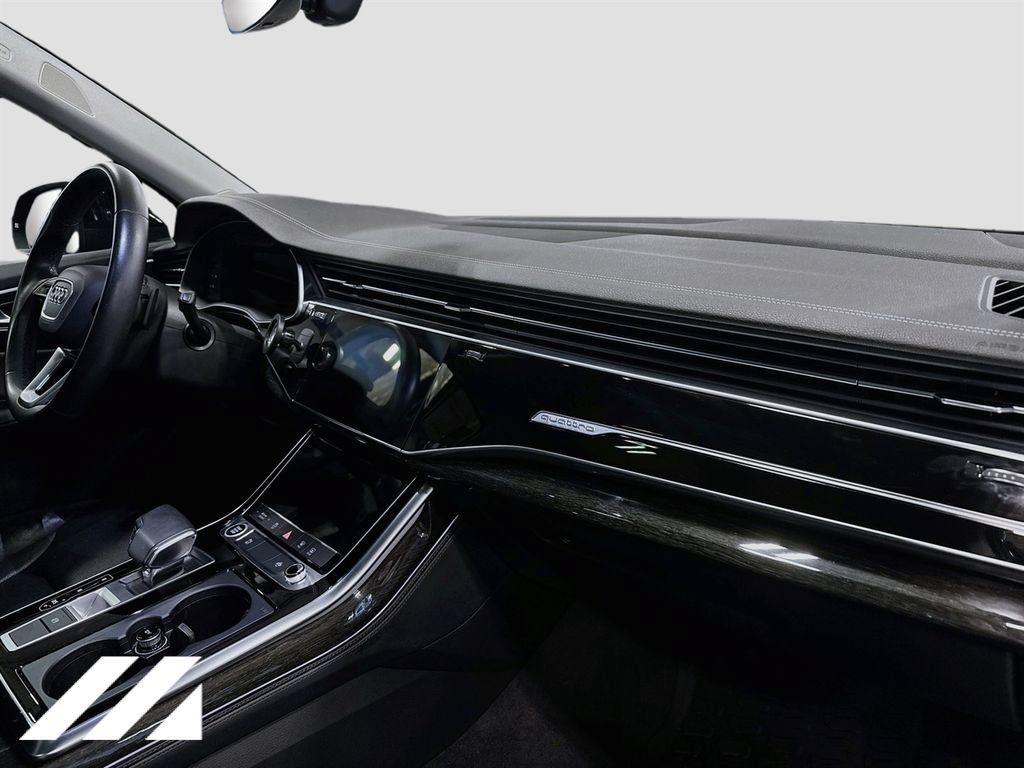 Used 2023 Audi Q7 2.0T Premium Plus AWD/4WD image 32