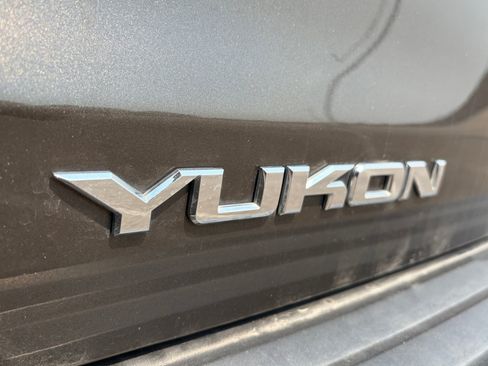 Used 2019 GMC Yukon Denali AWD/4WD image 17