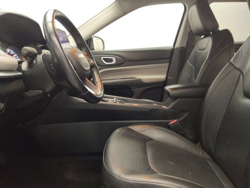 Used 2022 Jeep Compass Latitude AWD/4WD image 17