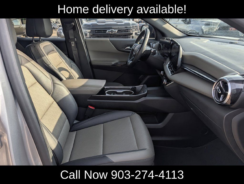 Used 2025 Chevrolet Equinox LT w/ Convenience Package II FWD image 33