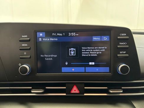 Used 2024 Hyundai Elantra SE FWD image 34