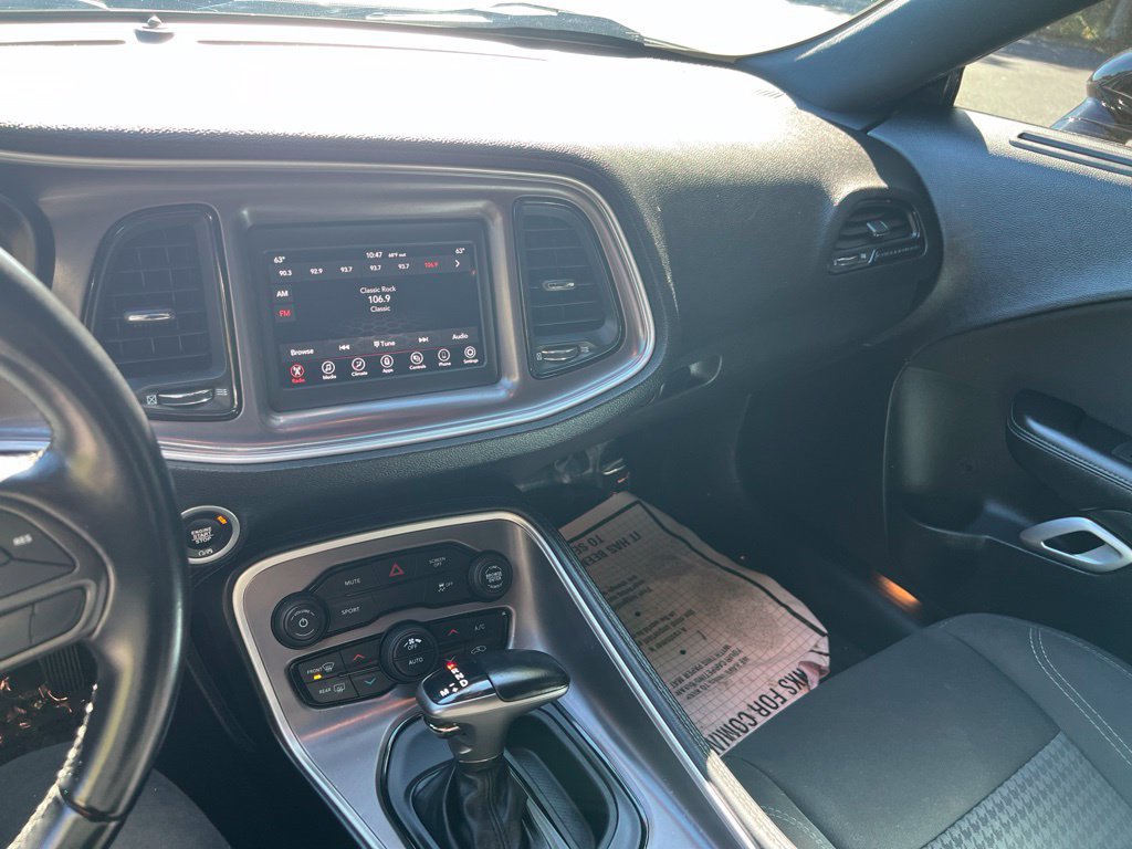 Used 2021 Dodge Challenger SXT RWD image 13