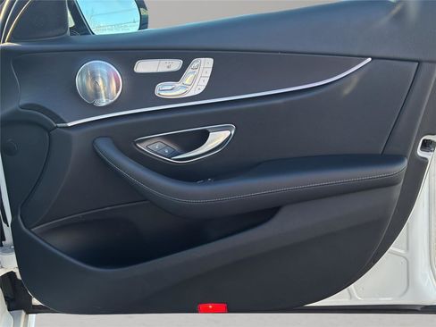 Used 2017 Mercedes-Benz E 400 E 400 Luxury w/ Premium 1 Package image 35