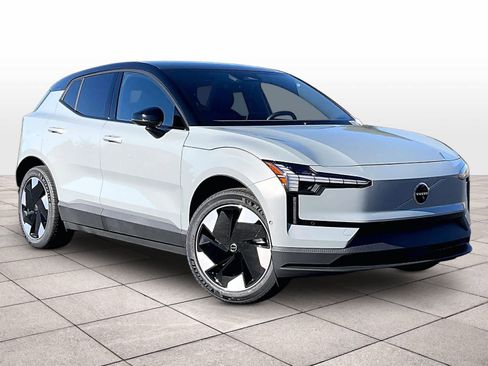 New 2026 Volvo EX30 Ultra w/ Protection Package Premier image 2