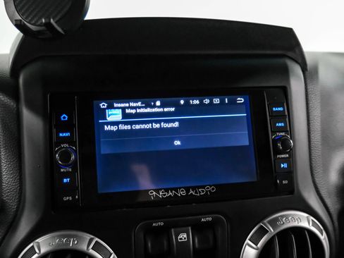 Used 2013 Jeep Wrangler Rubicon w/ PWR Convenience Group AWD/4WD image 27