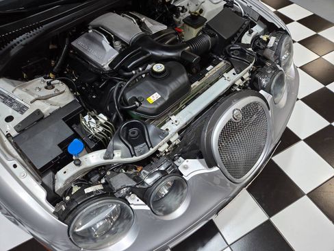 Used 2005 Jaguar S-TYPE R RWD image 49