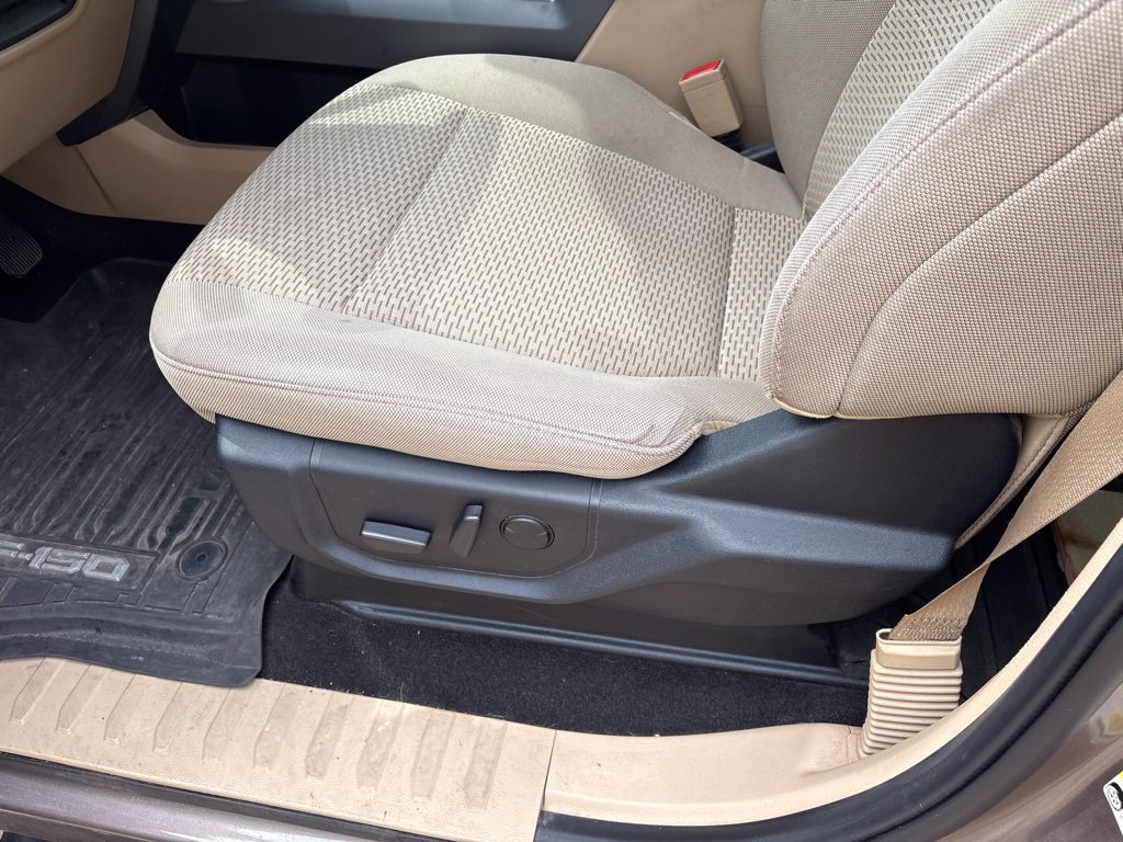 Used 2019 Ford F150 XLT w/ Equipment Group 302A Luxury RWD image 13