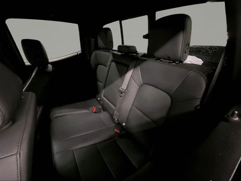 Used 2024 Chevrolet Colorado LT w/ LT Convenience Package III image 25