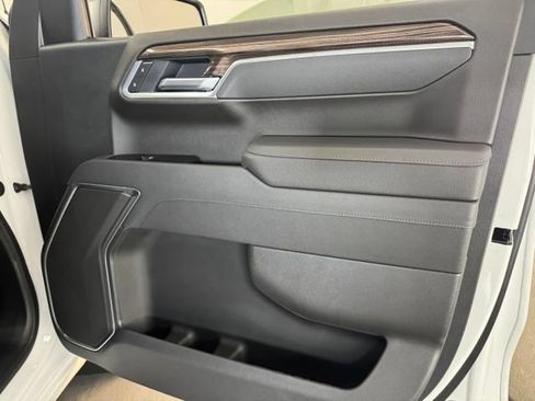 New 2026 Chevrolet Silverado 1500 RST w/ LPO, Dark Essentials Package AWD/4WD image 26
