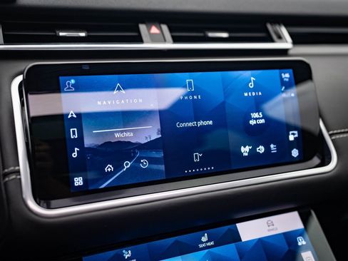 Used 2022 Land Rover Range Rover Velar S image 28