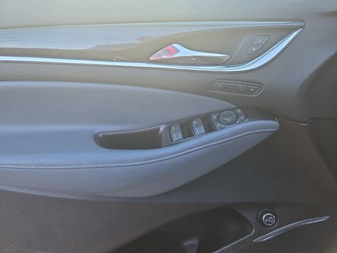 Used 2018 Buick Enclave Premium w/ Experience Buick Package image 14