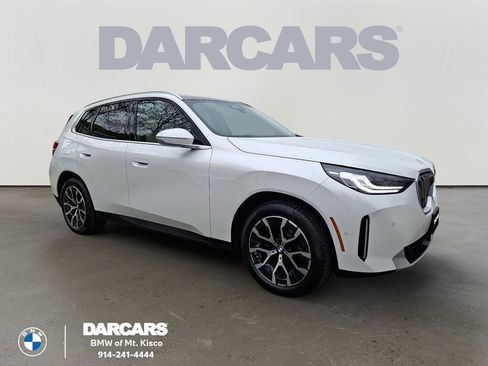 Certified 2025 BMW X3 xDrive30 w/ Premium Package AWD/4WD image 1