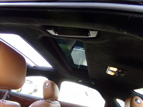 Used 2013 Jaguar XJ AWD image 24