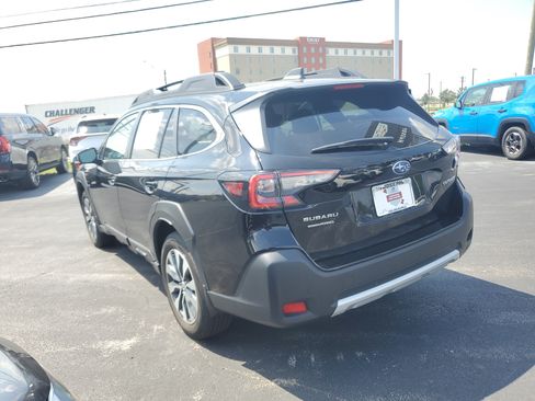 Certified 2023 Subaru Outback Limited AWD/4WD image 2