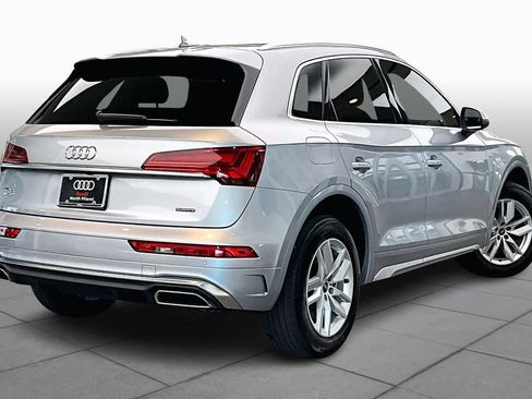 Used 2023 Audi Q5 2.0T Premium w/ Convenience Package image 12