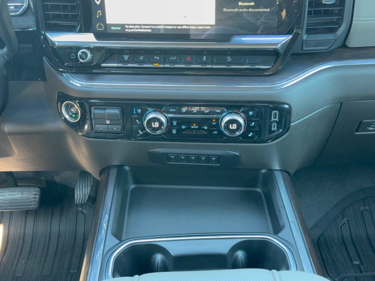 Used 2024 GMC Sierra 3500 SLT w/ SLT Premium Package AWD/4WD image 22