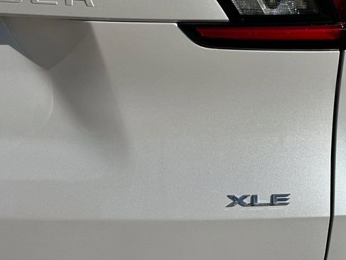 Certified 2024 Toyota Grand Highlander XLE image 35