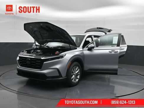 Used 2023 Honda CR-V EX image 57