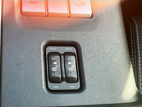 Used 2025 Toyota GR86 Premium image 19