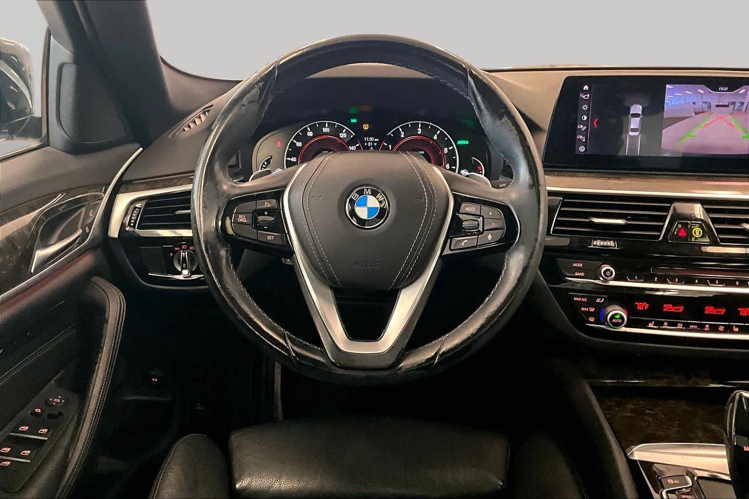 Used 2019 BMW 540i w/ Convenience Package RWD image 15