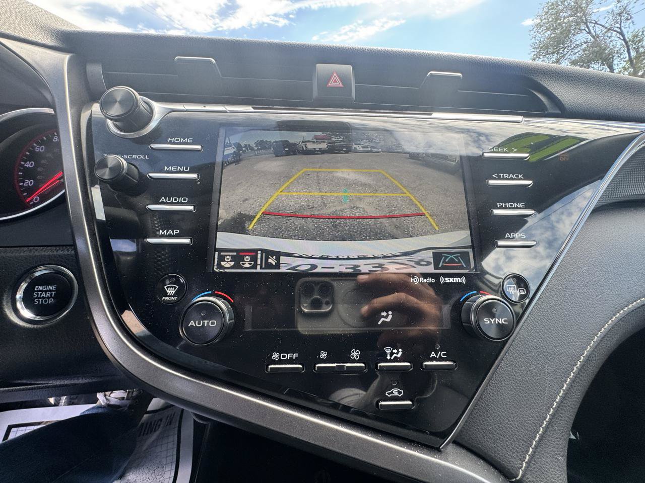 Used 2019 Toyota Camry XSE FWD image 29