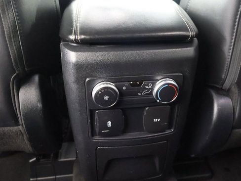 Used 2022 Ford Explorer XLT w/ Equipment Group 202A AWD/4WD image 44