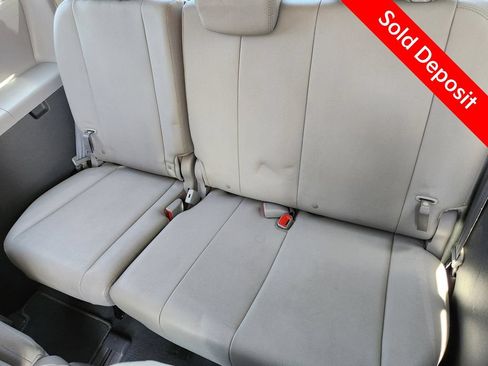 Used 2020 Toyota Sienna XLE w/ XLE Navigation Package AWD/4WD image 17