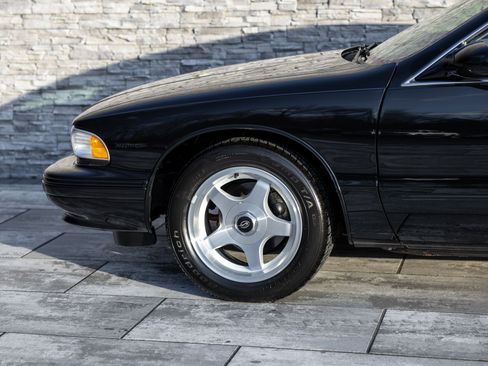 Used 1996 Chevrolet Impala SS image 17