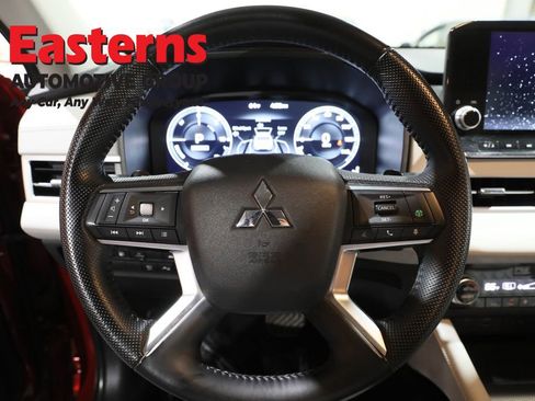 Used 2024 Mitsubishi Outlander SEL image 10