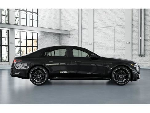 New 2026 Mercedes-Benz E 53 AMG e 4MATIC Sedan image 9