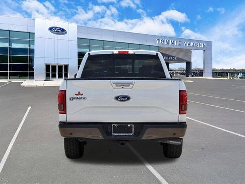 Used 2017 Ford F150 Lariat w/ Equipment Group 502A Luxury AWD/4WD image 3