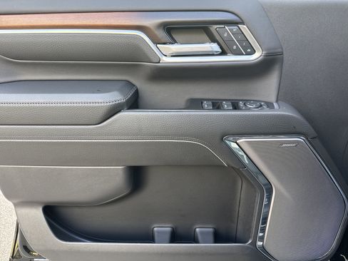 Used 2024 GMC Sierra 3500 Denali w/ Denali Reserve Package image 14