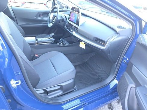 New 2026 Toyota Prius LE image 10