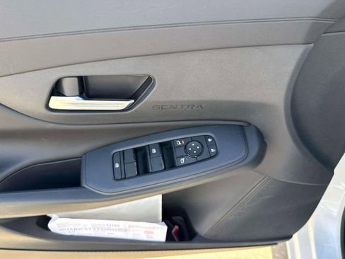 New 2026 Nissan Sentra SV w/ SV Convenience Package FWD image 22