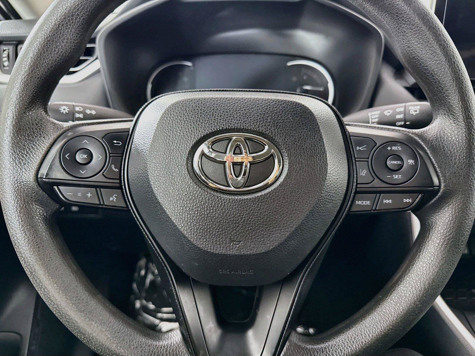 Certified 2024 Toyota RAV4 LE AWD/4WD image 16