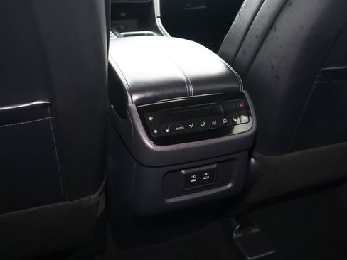Used 2026 INFINITI QX60 Luxe w/ Cargo Package FWD image 13