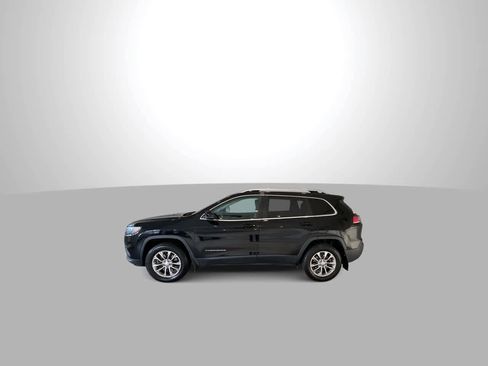 Used 2019 Jeep Cherokee Latitude Plus AWD/4WD image 5
