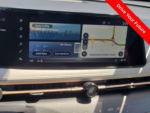 Used 2023 Nissan Ariya FWD image 11