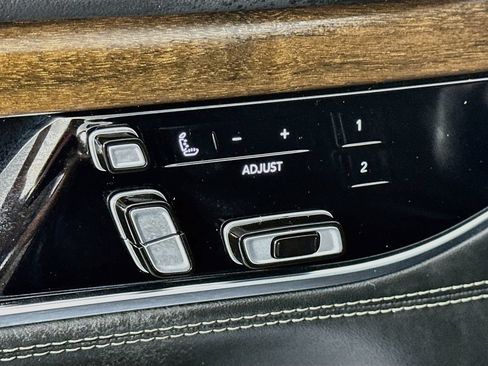 Used 2023 Jeep Grand Wagoneer 4WD w/ Convenience Group III image 22