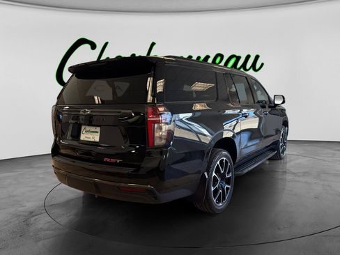 Used 2021 Chevrolet Suburban RST w/ Luxury Package AWD/4WD image 5