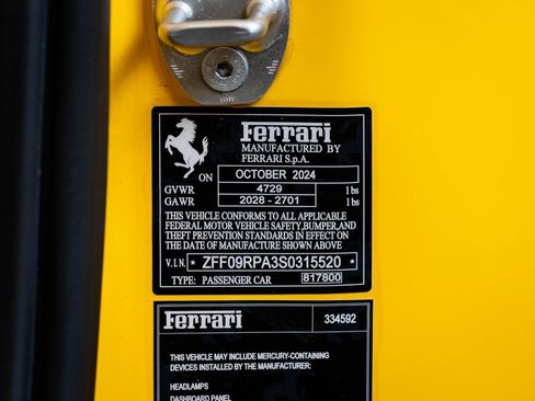 Used 2025 Ferrari Roma Spider image 30