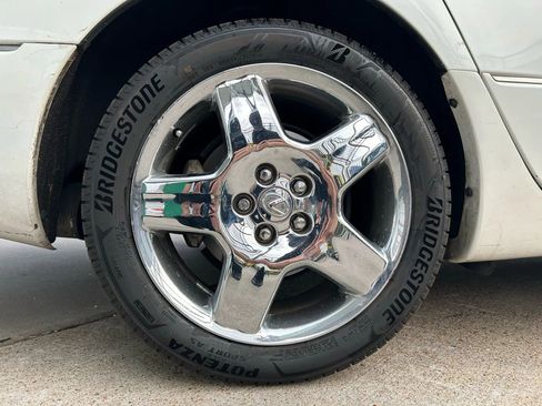 Used 2002 Lexus LS 430 RWD image 28