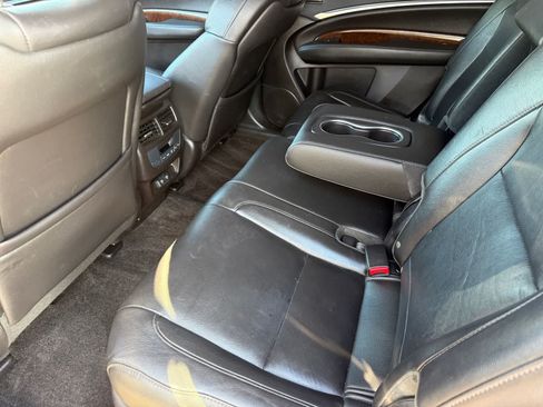 Used 2017 Acura MDX FWD image 8