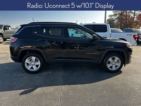 Used 2022 Jeep Compass Latitude image 8