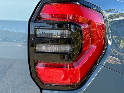 New 2026 Toyota 4Runner SR5 AWD/4WD image 27