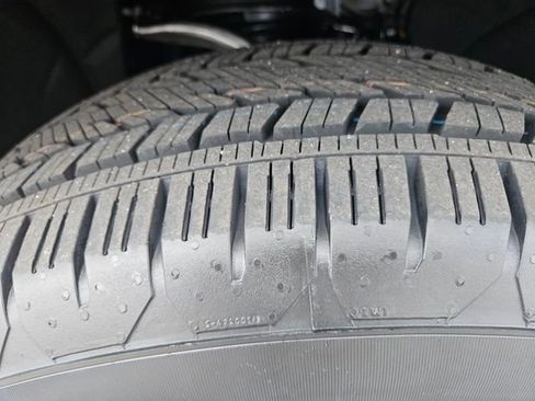 New 2026 GMC Yukon Elevation image 28