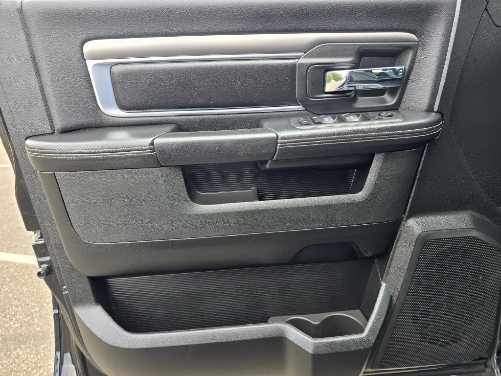 Used 2023 RAM 1500 Warlock AWD/4WD image 12