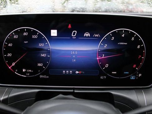 New 2025 Mercedes-Benz C 300 4MATIC Sedan image 23