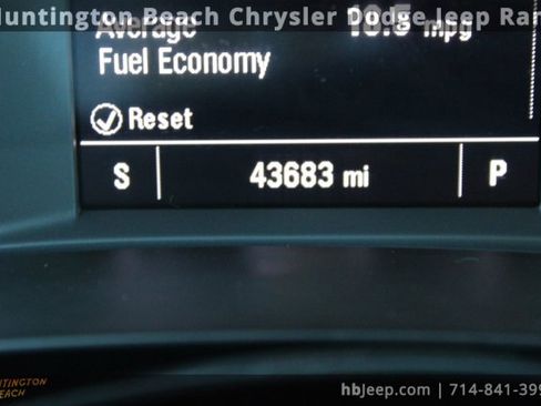 Used 2023 Chevrolet Malibu LT image 18